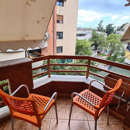 Family-Friendly Apt At 21 Dhjetori W/Self Check-In Tirana Esterno foto