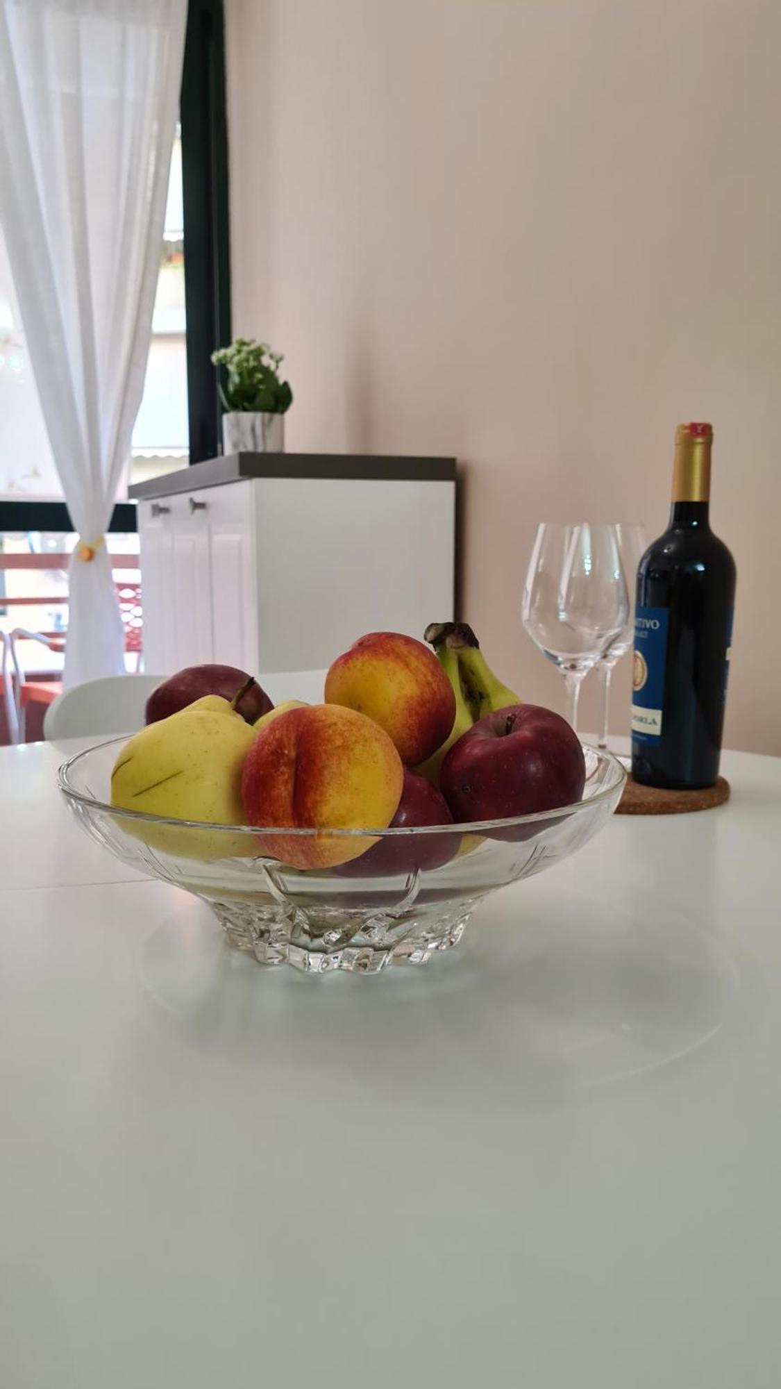Family-Friendly Apt At 21 Dhjetori W/Self Check-In Tirana Esterno foto